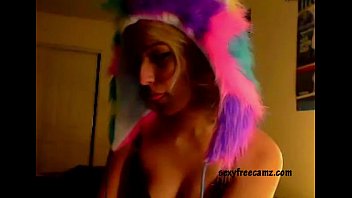 Blonde Chick Teasing On a Webcam - SexyFreeCamz.com