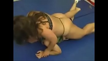 gordita luchadora de mma - pumhotcom