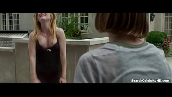 julianne moore in maps to the.