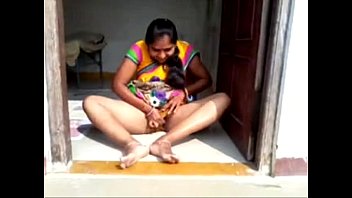 desi south aunty kinky tease video