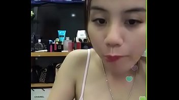 Bigo live asian hot girls in home af Vietnam