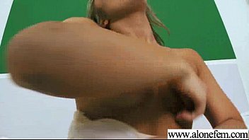 Crazy Things Used To Masturbate By Nasty Wild Girl vid-10