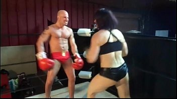 UIWP ENTERTAINMENT BELLY PUNCHING MAN vs 202 lb WOMEN